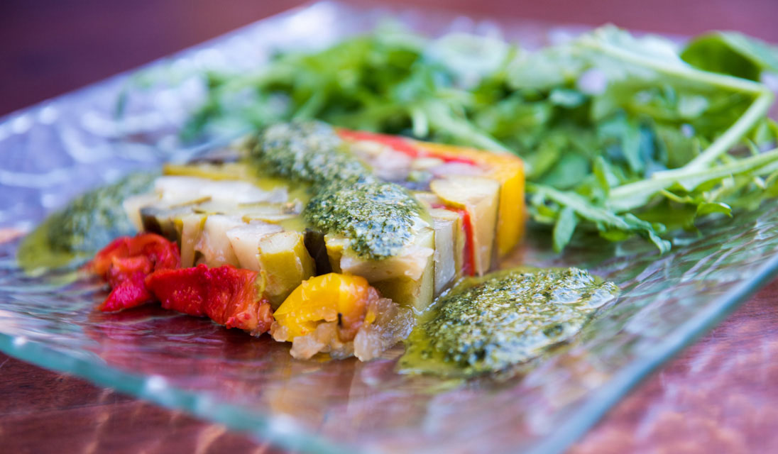tranche de terrine de légume, l'un des plats végétariens du Piliguet